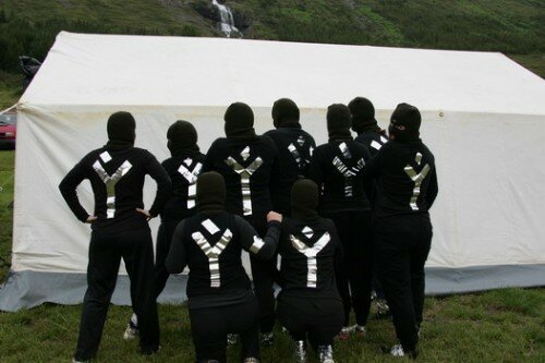 �surnar fengur ver�laun fyrir bestu b�ninga kvenna